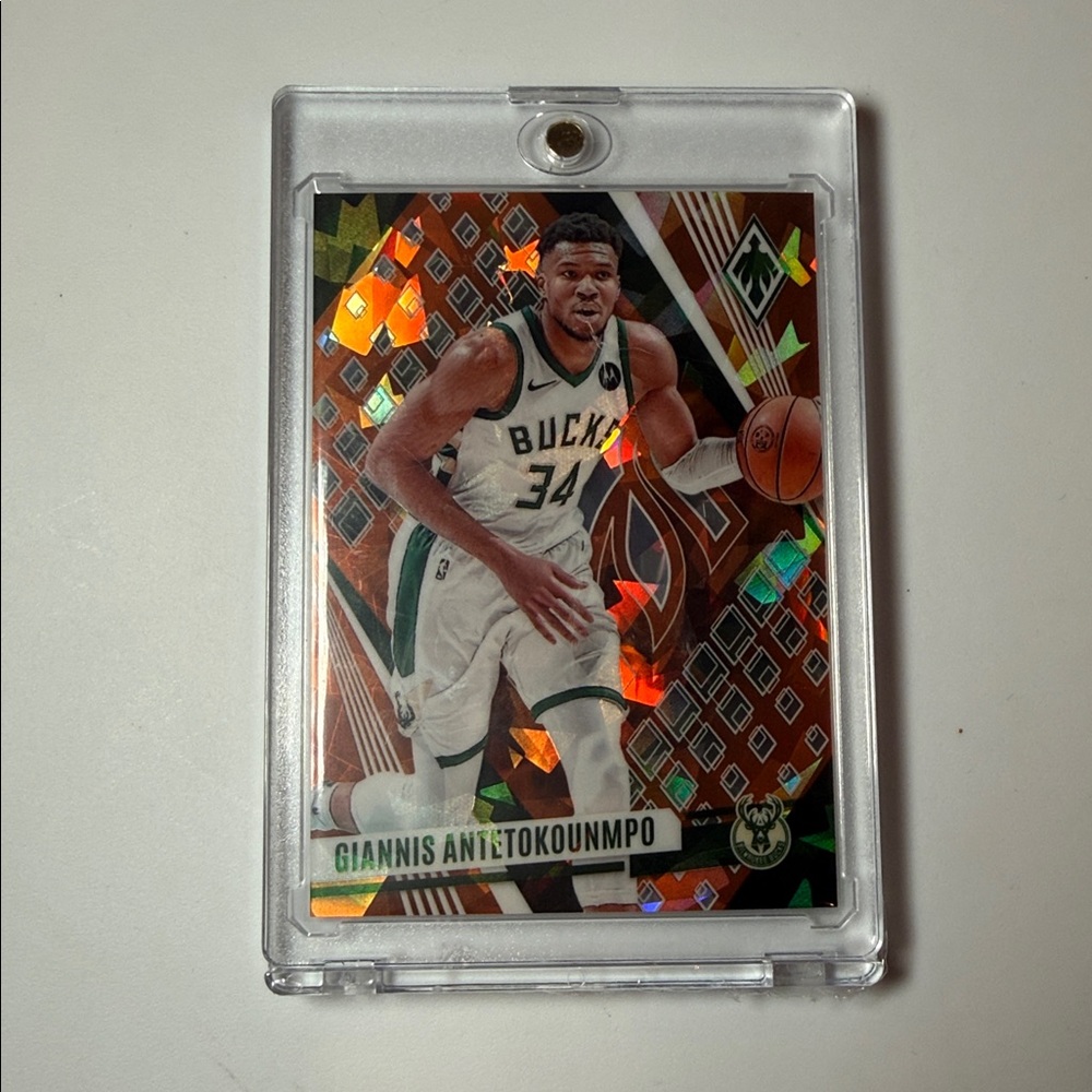 Giannis Antetokounmpo Milwaukee Bucks Panini Basketball Trading‎ Card 161/249